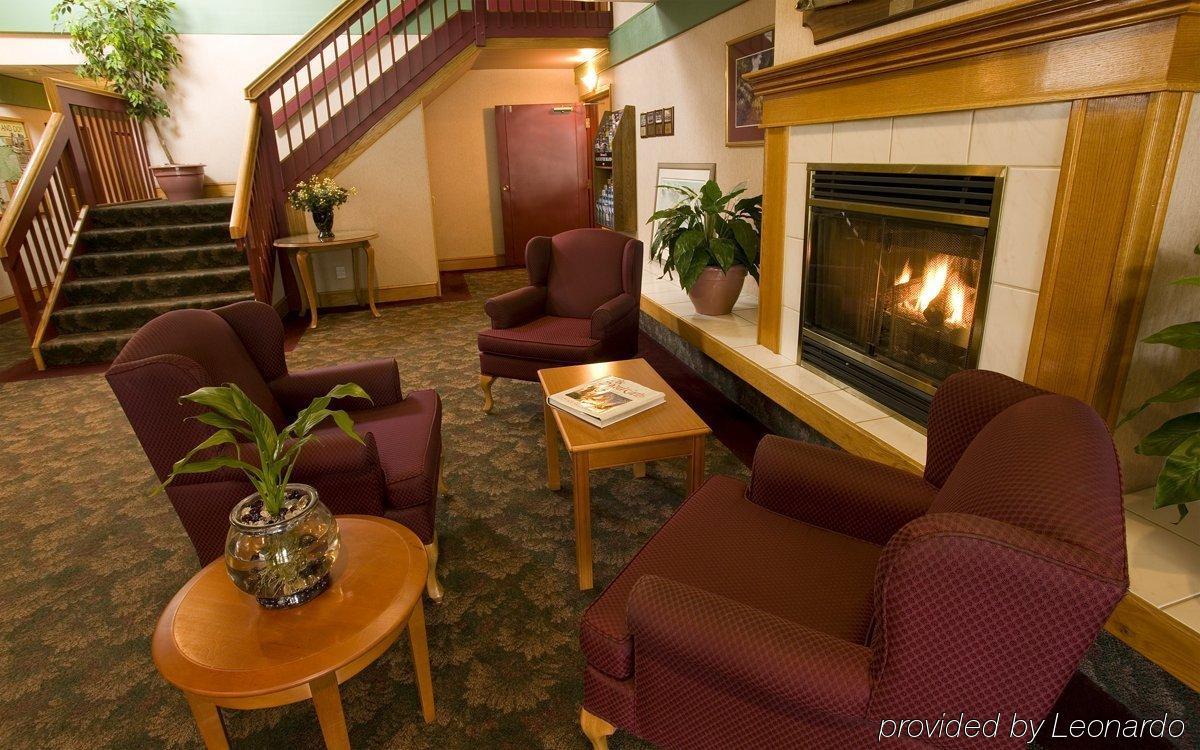 The Hospitality Inn 2*