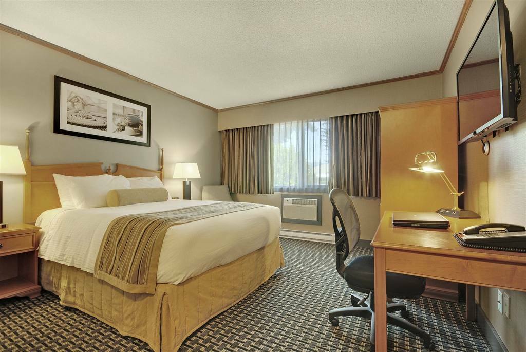 The Hospitality Inn 2*